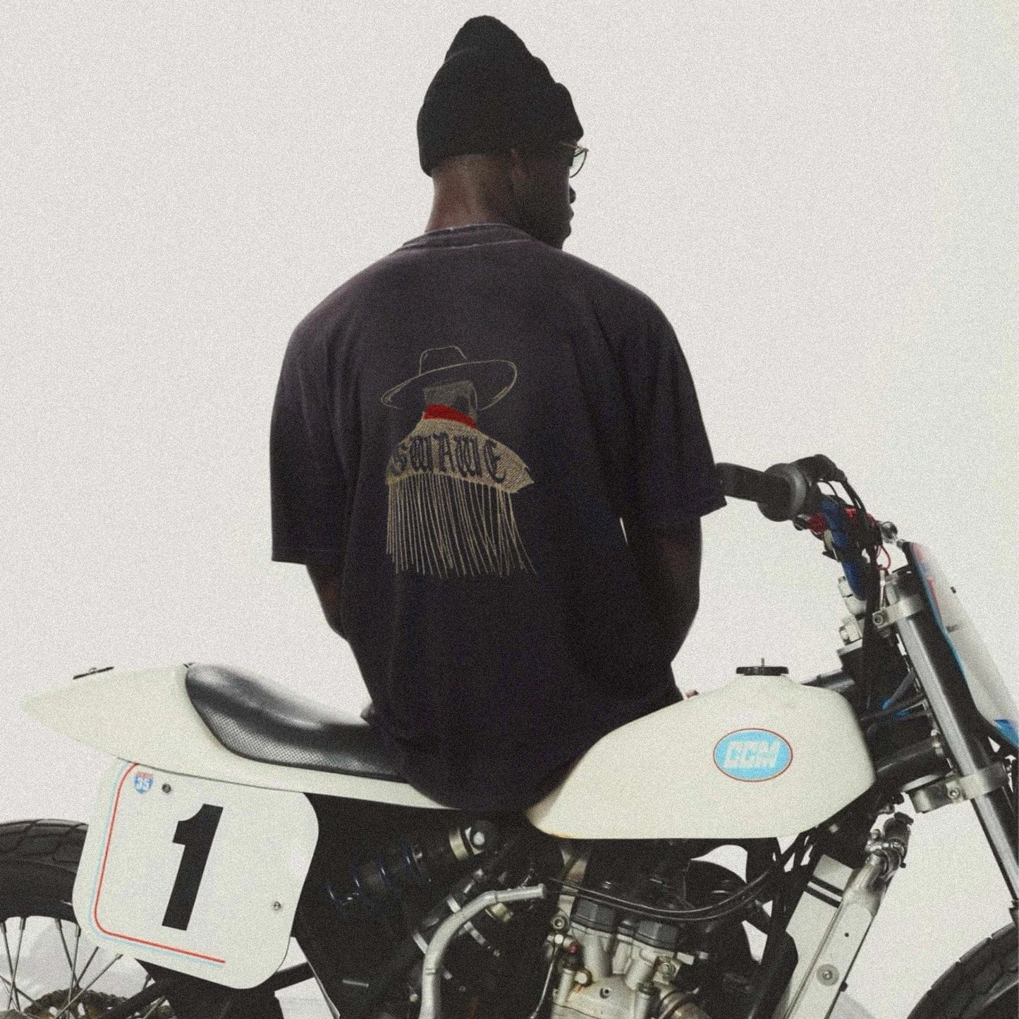 'WILD WEST' COWBOY EMBROIDERED: T-SHIRT